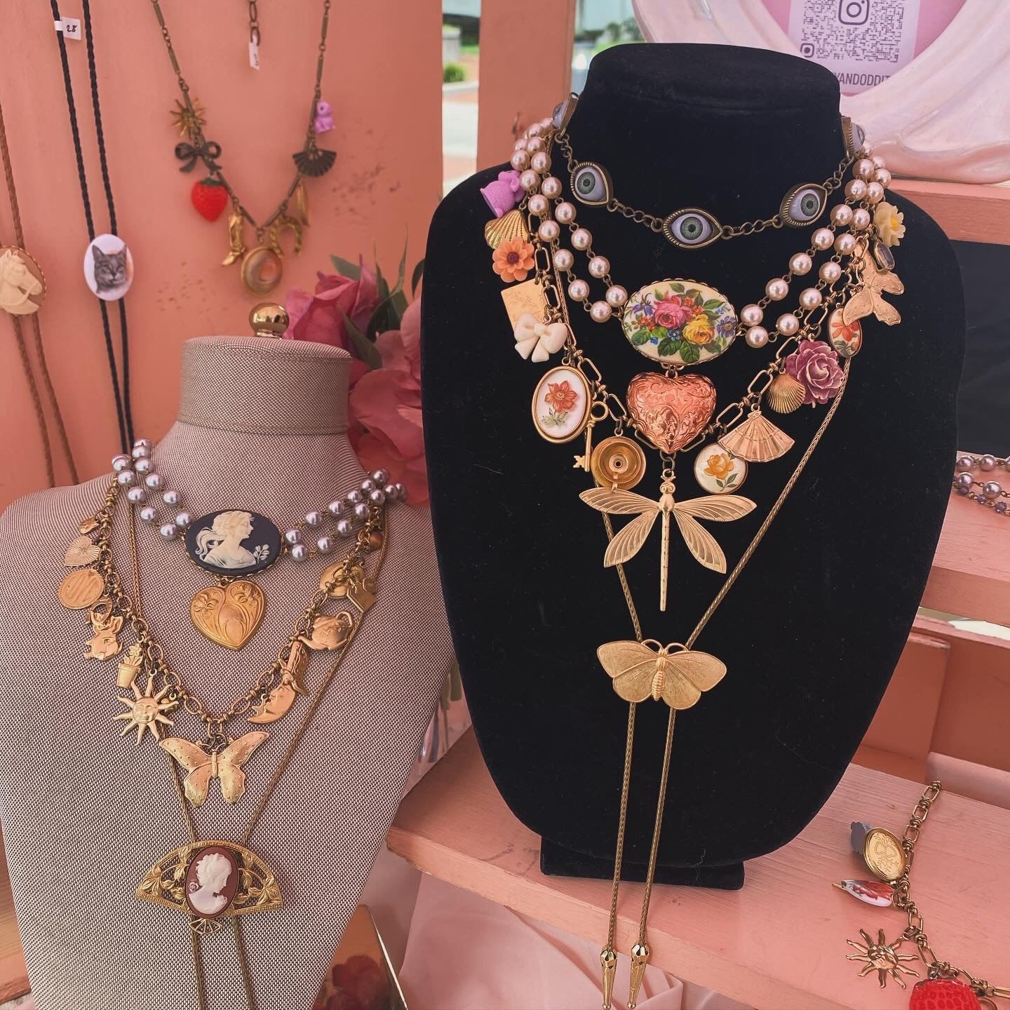 Victorian Cameo Faux Pearl Double Rosary Choker