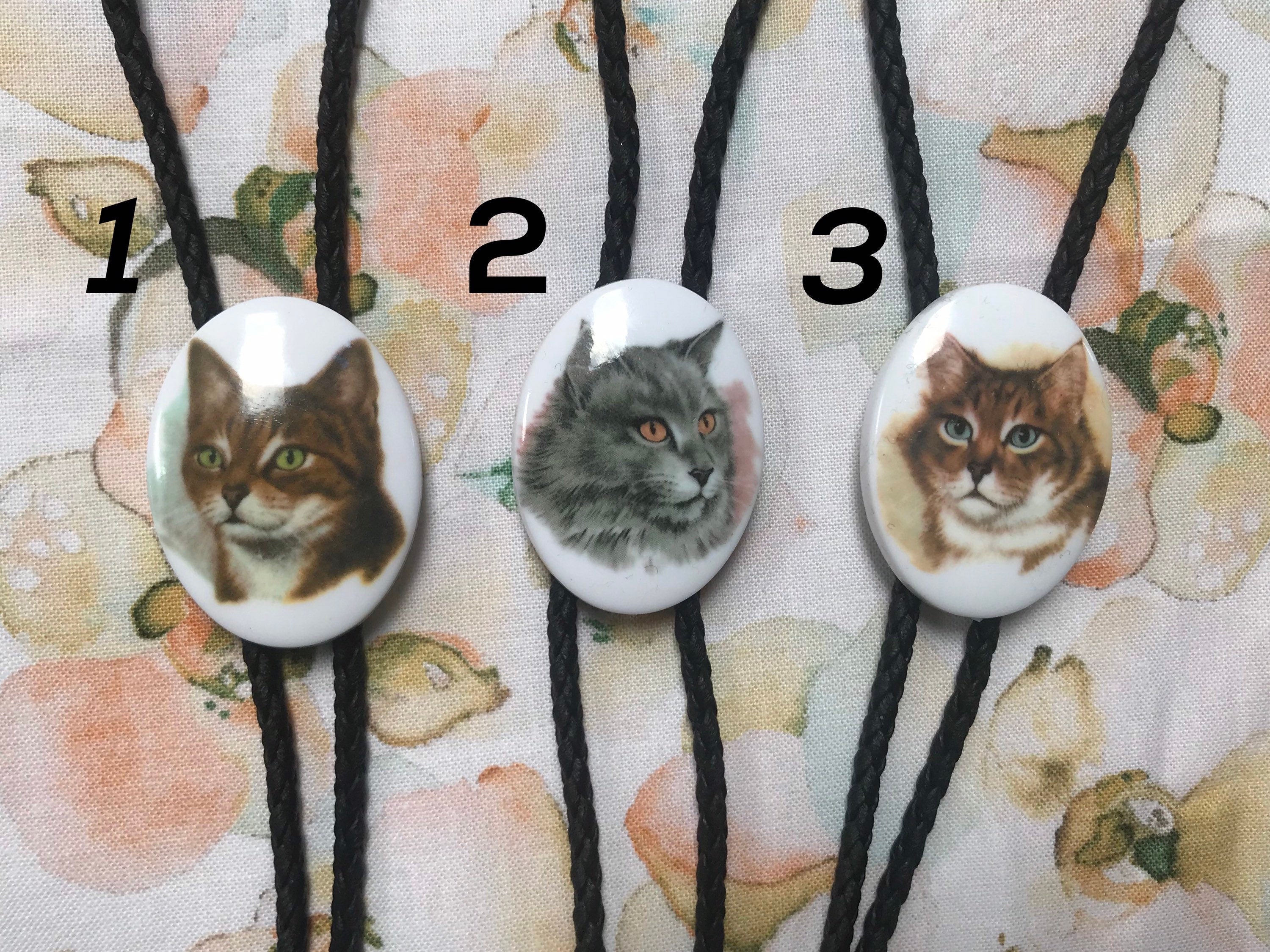 Gray Kitty Bolo Tie Adjustable Black Vegan Leather Gold Silver Southwestern Cat necklace Cat Jewelry Costume Kitchsy